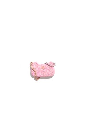 CHANEL 19 chain bag