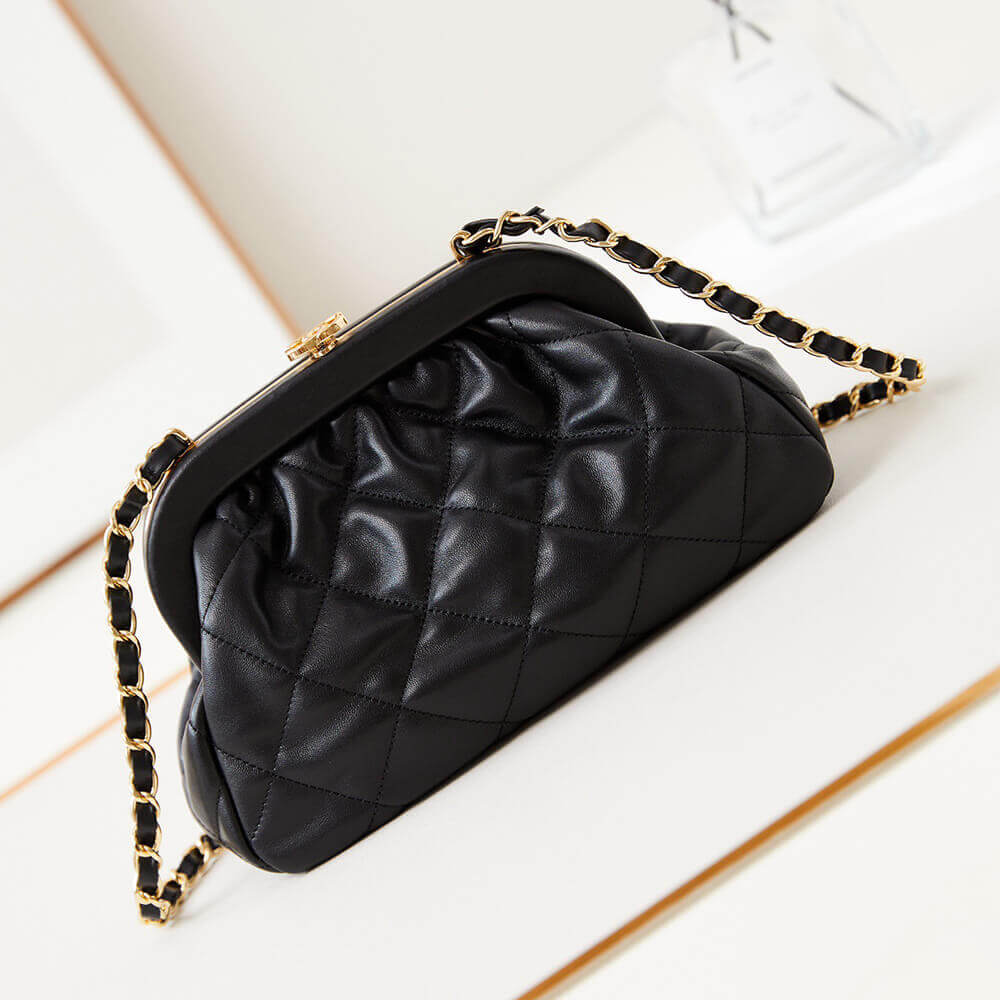 Chanel Clutch (high-end grade) - Image 4