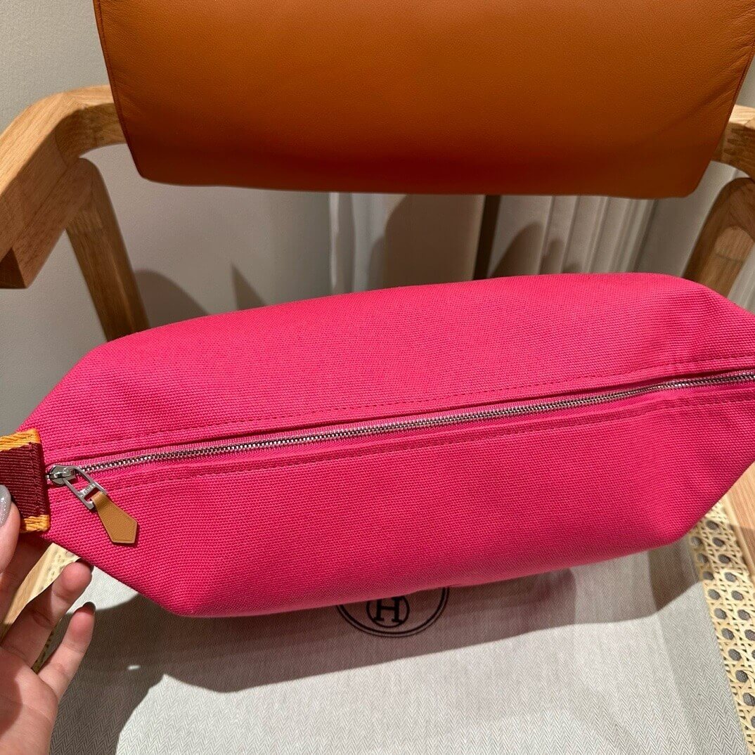 Hermes toiletery bag - Image 5