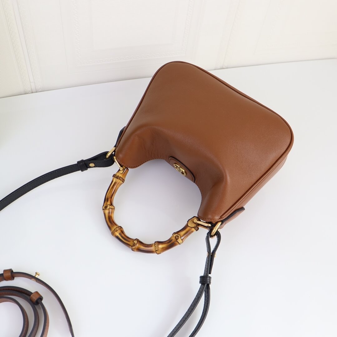 Gucci Diana Bamboo Small Shoulder Bag - Image 5