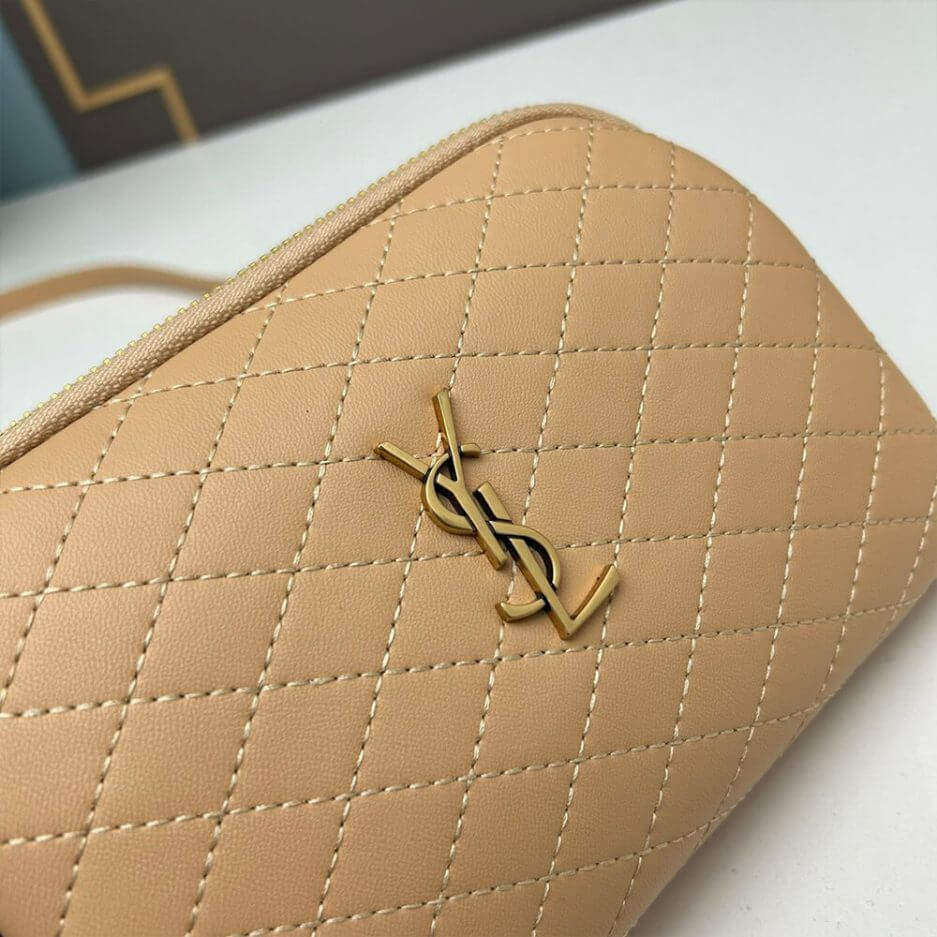 Beige YSL Gaby zipped pouch in quilted lambskin - Image 6