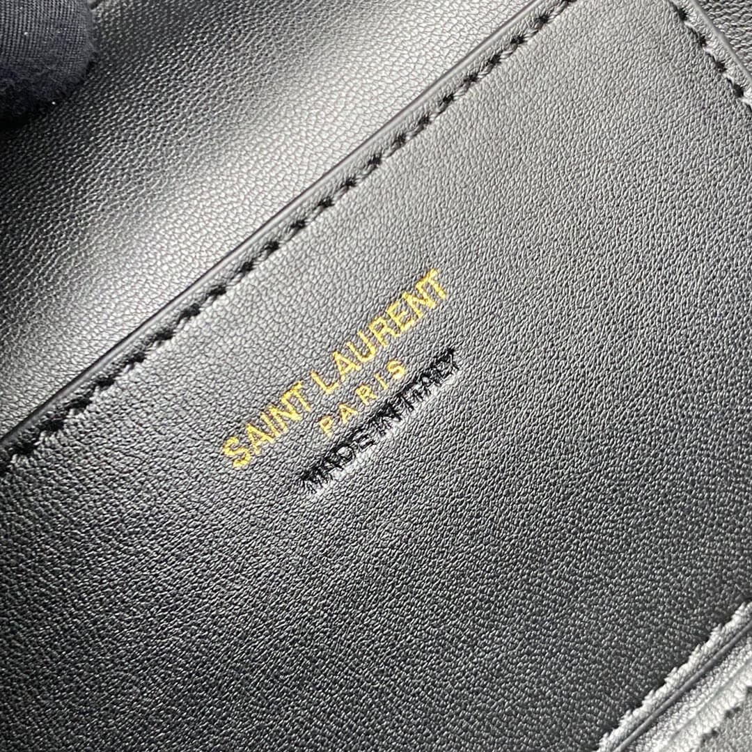 Green YSL GABY lambskin cosmetic bag - Image 7