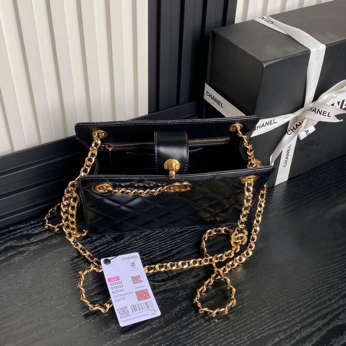 Chanel Small Shopping Bag - Image 8